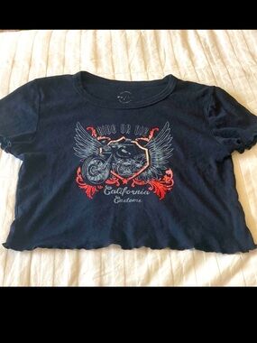 Pac Sun LA top. Ride or Die graphic. Lettuce edge hems. Black. Size M. EUC